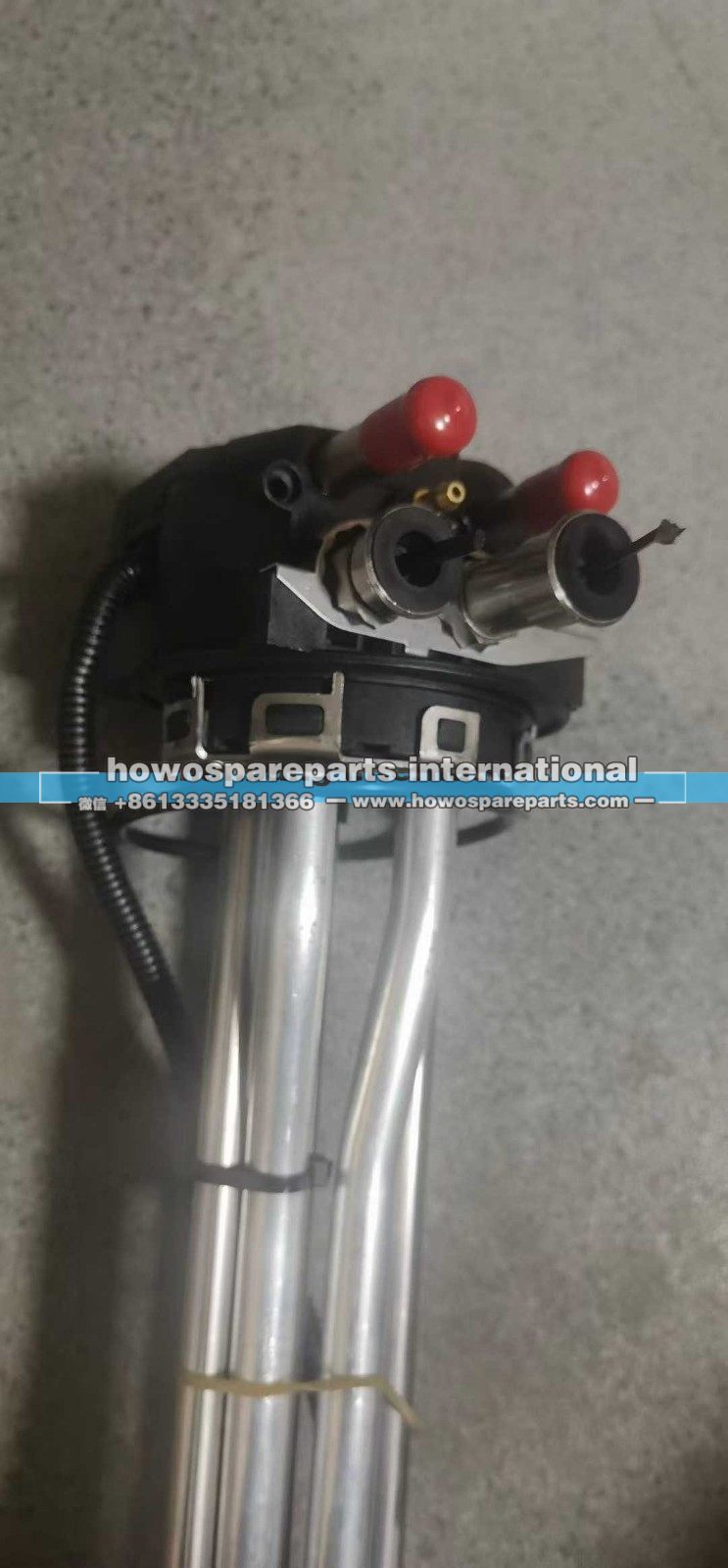 DZ93189551071,陕汽X5000油量感应器,济南冠泽卡车配件营销中心