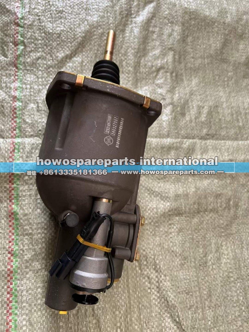 DZ93189230087,陕汽X5000离合器助力器,济南冠泽卡车配件营销中心