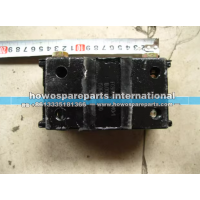 FG9804590040,重汽海西豪曼H3发动机后胶垫发机脚,济南冠泽卡车配件营销中心