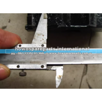 FG9804590040,重汽海西豪曼H3发动机后胶垫发机脚,济南冠泽卡车配件营销中心