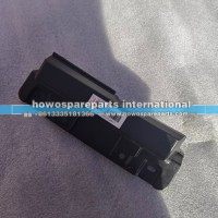 豪沃MAX上装饰板左骨架    YG1671110063