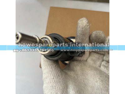 WG1034121002,重汽豪沃SCR后处理尿素泵喷嘴 喷射器总成,济南冠泽卡车配件营销中心