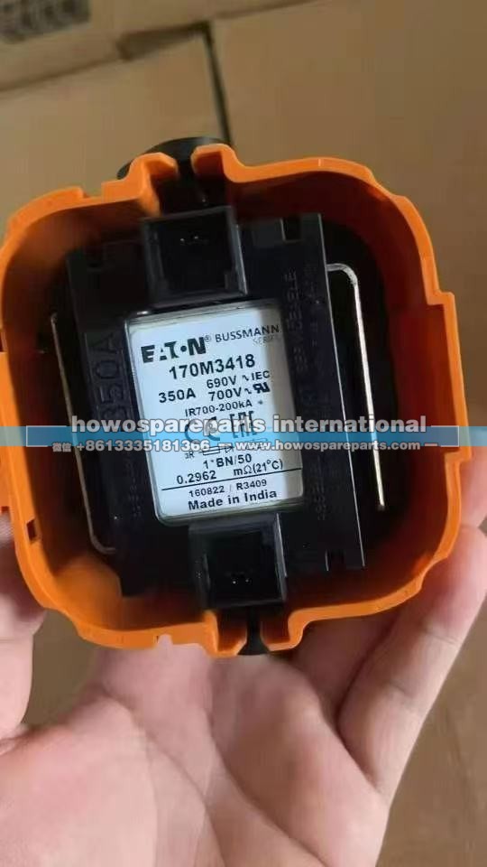 170M3418 350A IR700-200KA 电源开关插头