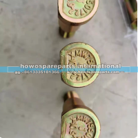 XCT25T,徐工吊车轮胎螺丝50T,济南冠泽卡车配件营销中心