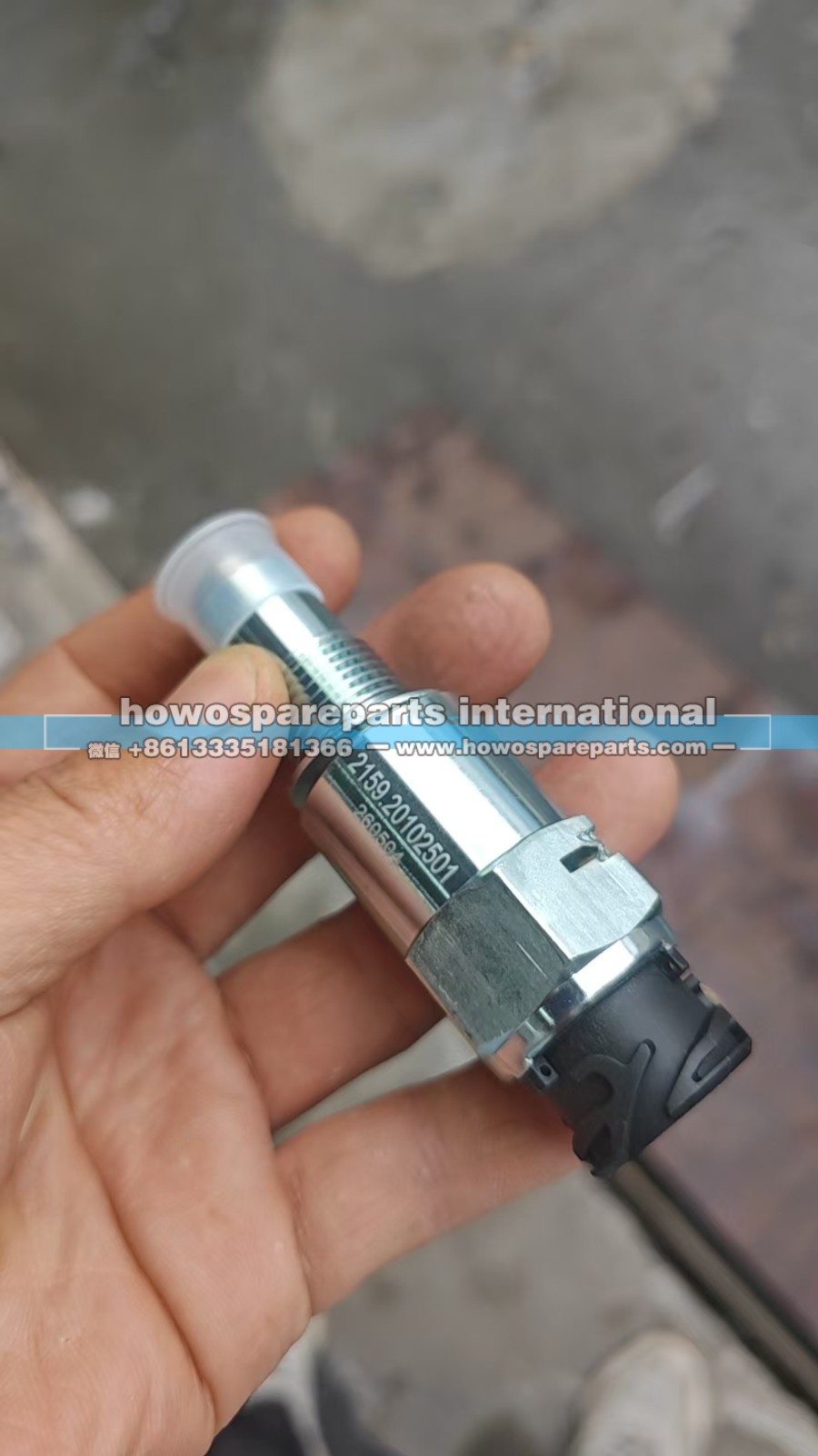 215920102501,ZF里程表传感器ZF转速传感器,济南冠泽卡车配件营销中心