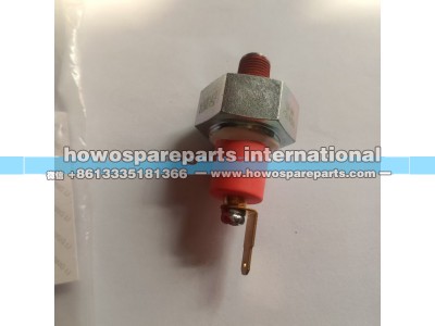 CA4DF2-13,发动机油压过低警报传感器  1104110-101-JH50,济南冠泽卡车配件营销中心