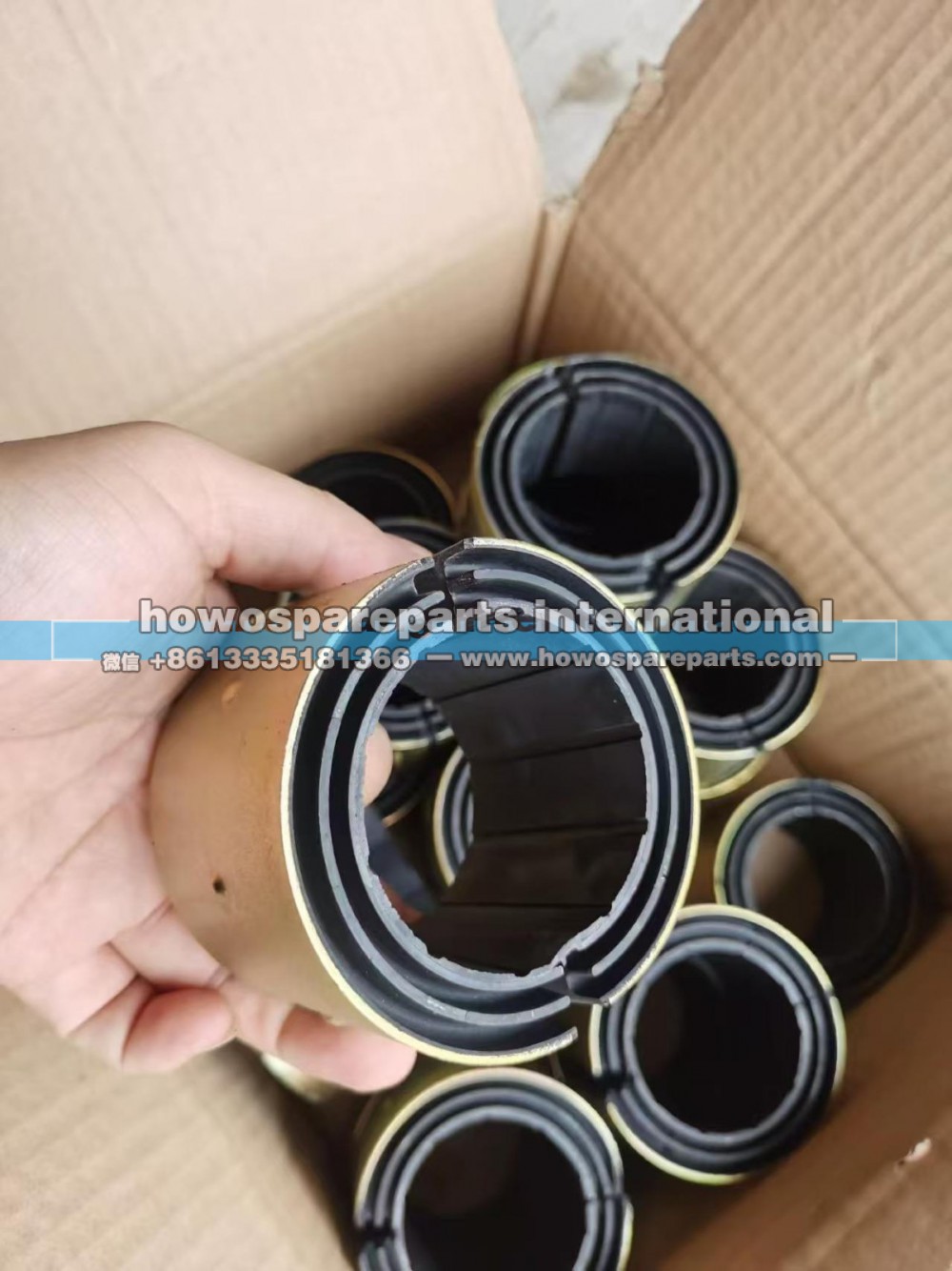 WG9925688210 重汽SITRAK稳定杆胶套