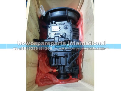 8JS125T-G5777,徐工变速箱总成带后取力器徐工吊车变速箱,济南冠泽卡车配件营销中心