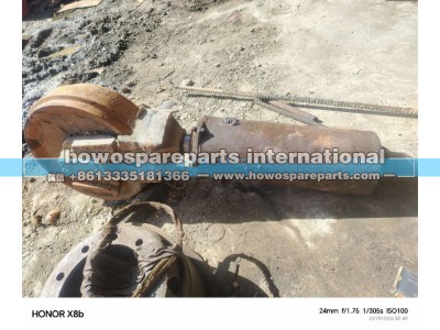 Komatsu D65PX  Komatsu D65PX,Komatsu D65PX 推土机引导轮总成 Komatsu D65PX 推土机涨紧油缸总成,济南冠泽卡车配件营销中心