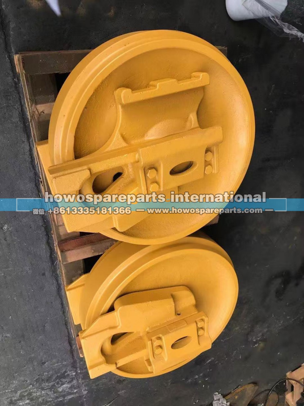 Komatsu D65PX  Komatsu D65PX,Komatsu D65PX 推土机引导轮总成 Komatsu D65PX 推土机涨紧油缸总成,济南冠泽卡车配件营销中心