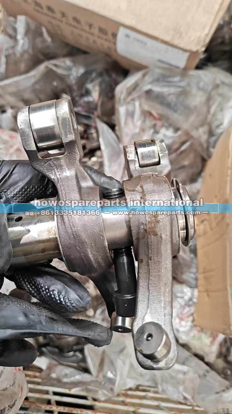 202V04201-6002,202V04201-6002 曼MC11发动机摇臂总成,济南冠泽卡车配件营销中心