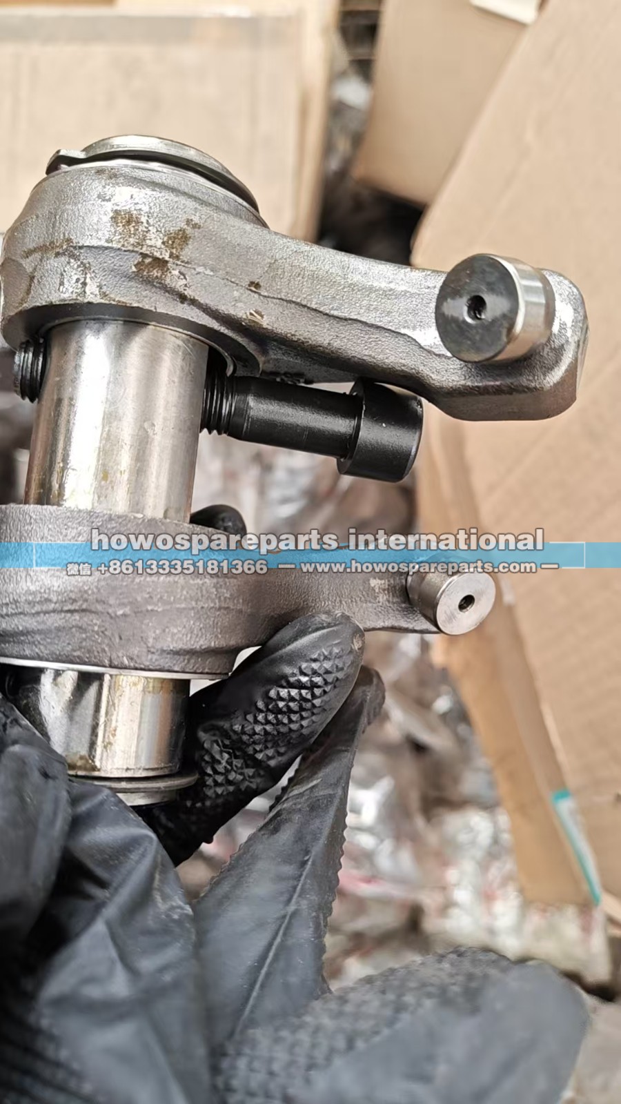 202V04201-6002,202V04201-6002 曼MC11发动机摇臂总成,济南冠泽卡车配件营销中心