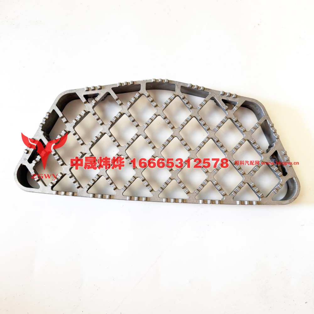 WG1664238205翼子板防滑板 41×18×3.5 0.85kg