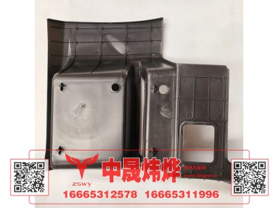 WG1671240197,豪沃E7-N7低位左踏板护罩,济南中晟炜烨国际贸易有限公司
