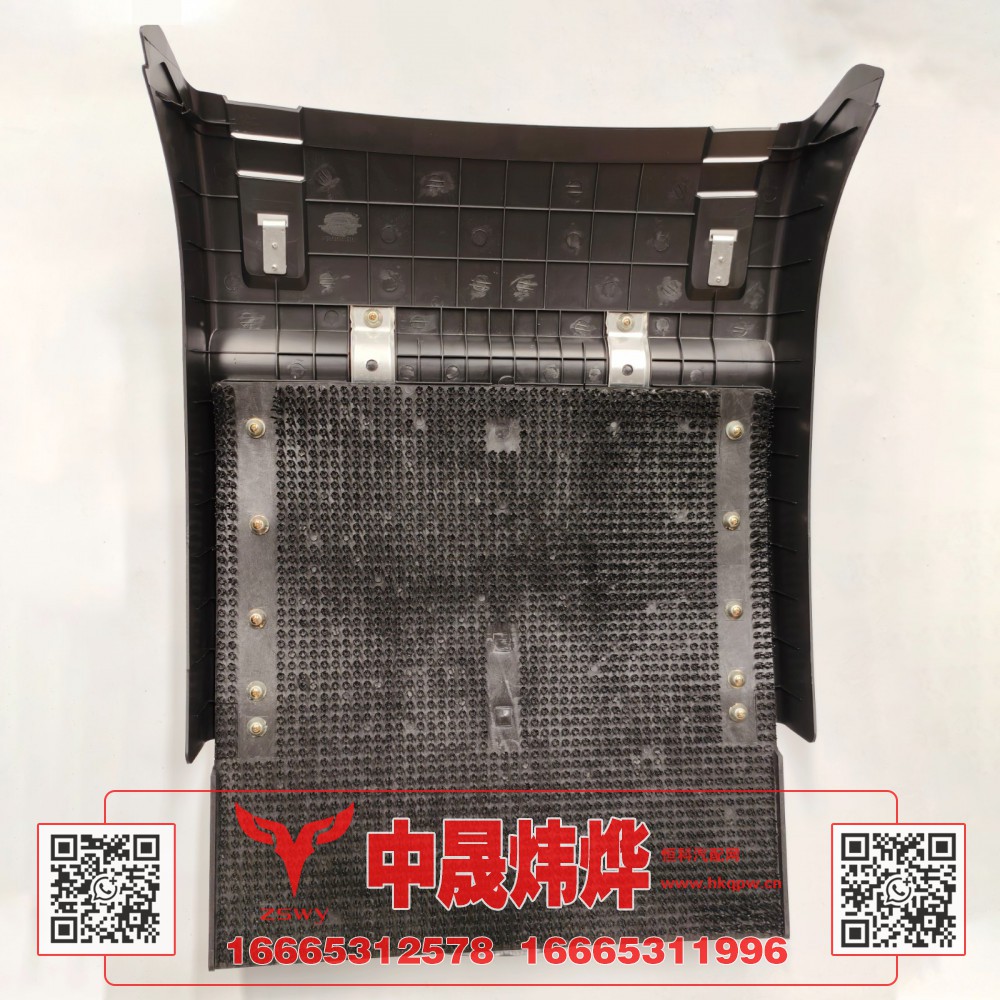 WG9525950573,豪沃E7-N7后轮罩总成,济南中晟炜烨国际贸易有限公司
