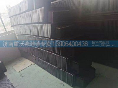 WG1664232086,右后翼子板,济南重沃柴工贸有限公司潍柴专卖