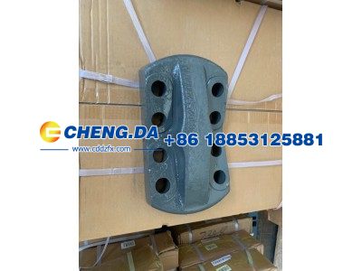 AZ992552000010,板簧压块,山东鼎赞飞行汽车制造有限公司