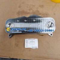 VG1500010334机油冷却器（8片）