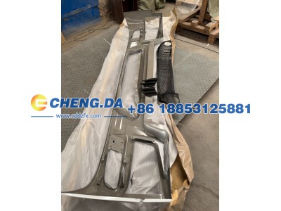 WG1642242101,10款HOWO高位保险杠总成,山东鼎赞飞行汽车制造有限公司