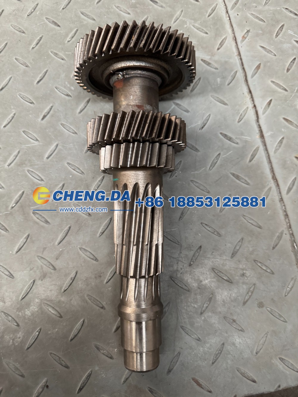 LVBV3JBBXRY003202中间齿轮轴总成图1