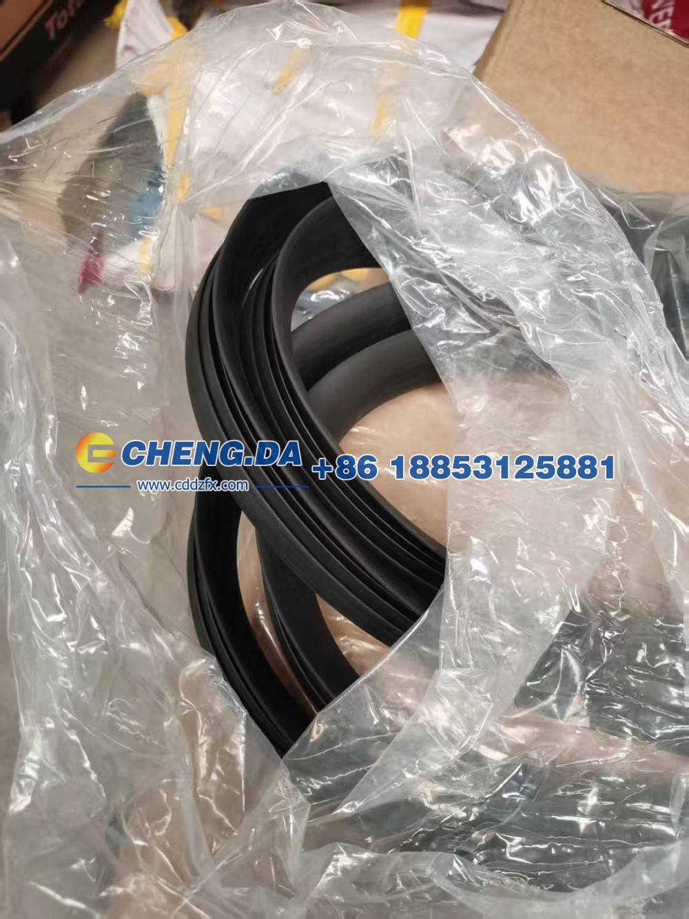 WG1642710002前风窗玻璃密封条图2