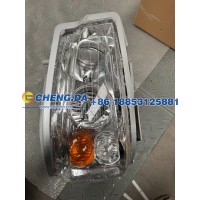 WG9719720002豪沃前大灯（右）