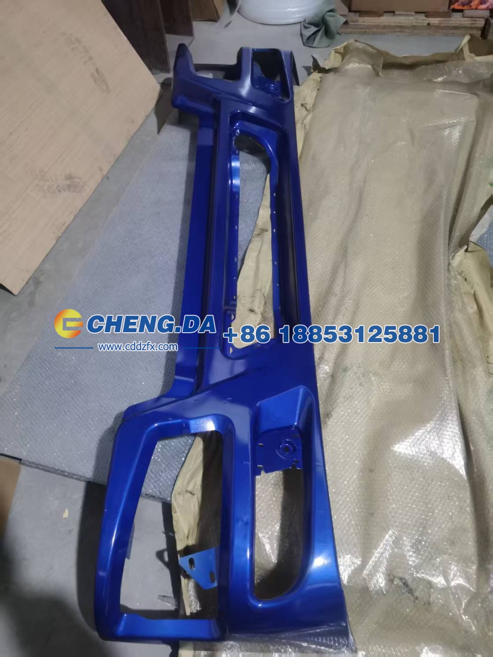 WG1642242101保险杠总成10款铁1.5厚图1