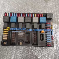WG9525580301-2电气接线盒总成