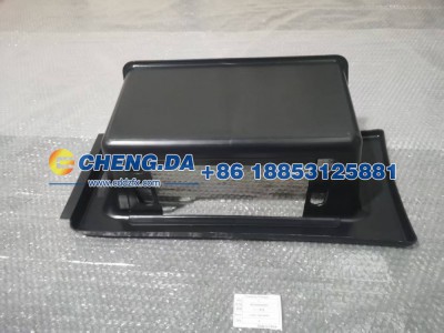 WG1642242104,右下踏板副厂不带漆,山东鼎赞飞行汽车制造有限公司