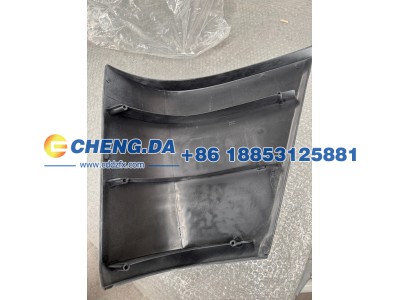 WG1642111014,导风罩（右）豪沃10款,山东鼎赞飞行汽车制造有限公司