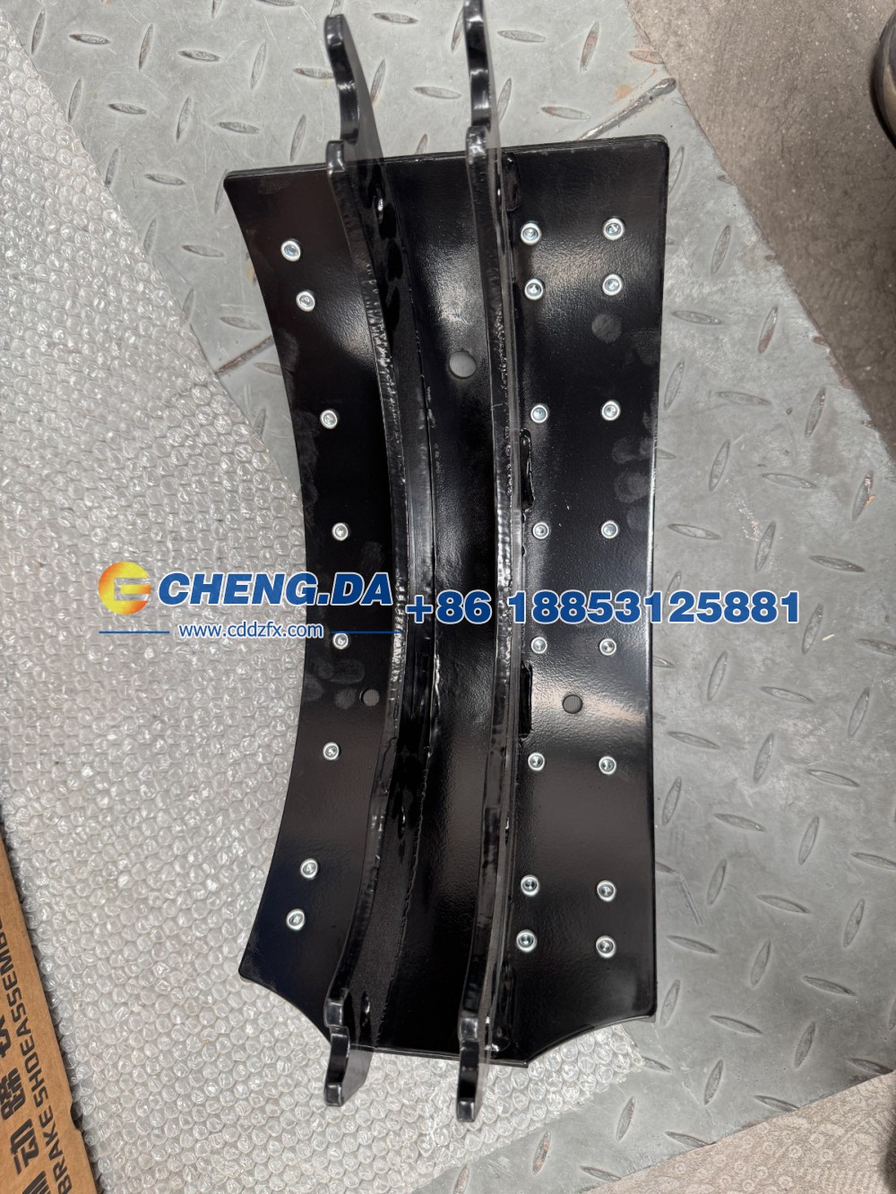 BG-ZDTZC,3吨富华车桥上的制动蹄总成,山东鼎赞飞行汽车制造有限公司