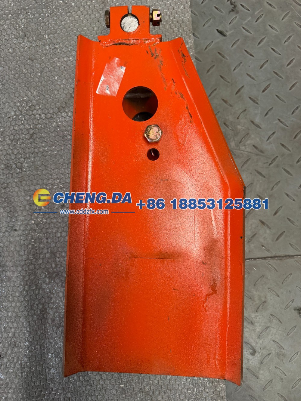 ,BG-QZJ挂车上常配的吊耳前支架 高度250 厚度6MM,山东鼎赞飞行汽车制造有限公司