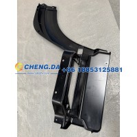 WG1642230106叶子板前段右 豪沃10款