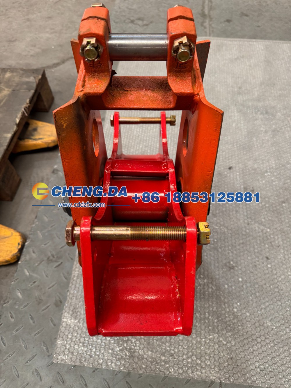 ,BG-ZZJ中间支架高度250厚度6MM,山东鼎赞飞行汽车制造有限公司