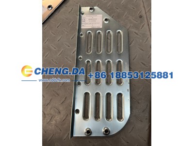 WG1642230110,右上防滑板 豪沃08款,山东鼎赞飞行汽车制造有限公司