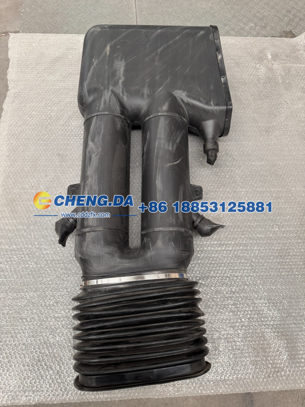 WG9725190002进气道总成（HOWO双筒式旋风管)/WG9725190002