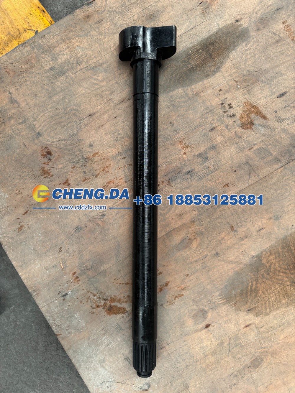 WG9112340027制动凸轮轴(右)/WG9112340027