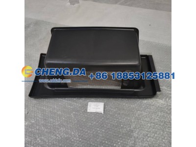 WG1642242104,上车踏板 右下 红色,山东鼎赞飞行汽车制造有限公司