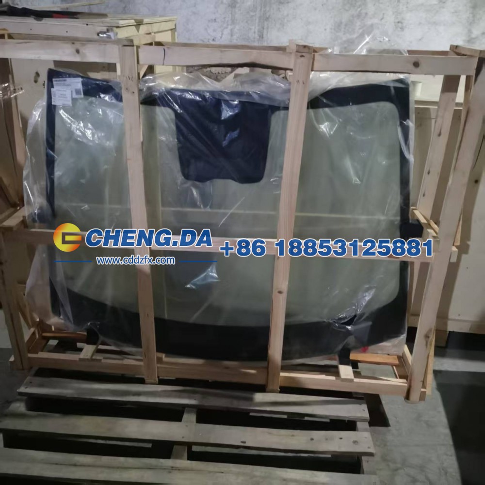 17483152-00,前风窗玻璃总成 EQEJ-5206010,山东鼎赞飞行汽车制造有限公司
