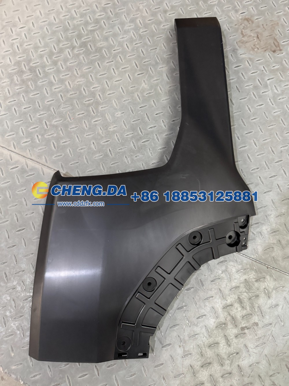 C00592575,前杠 上右  底漆,山東鼎贊飛行汽車制造有限公司