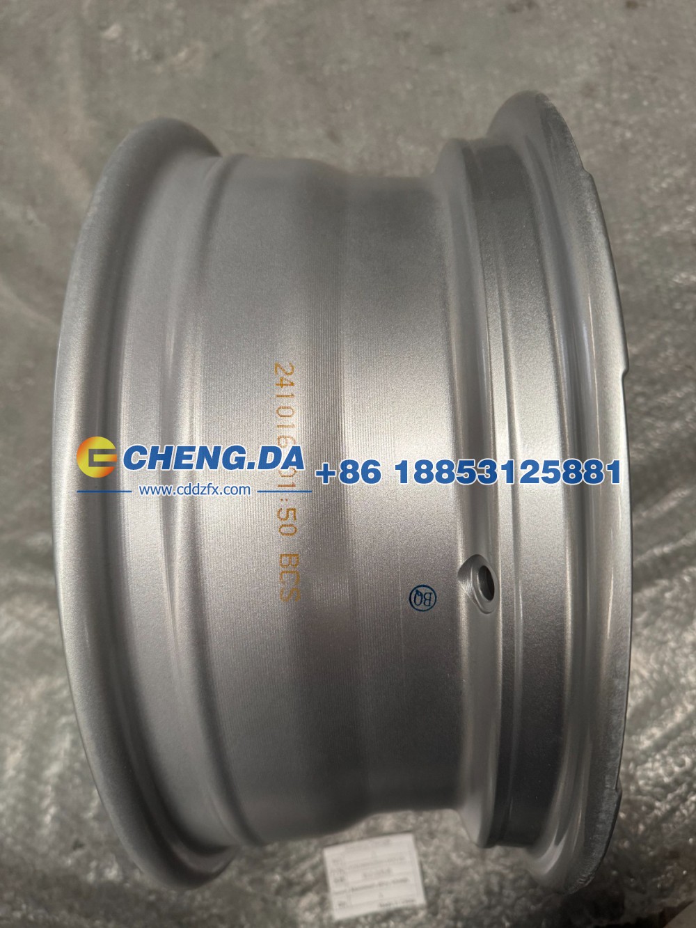 LVCB2NWA2SS013421,LG15英寸铝合金轮毂 原厂,山东鼎赞飞行汽车制造有限公司