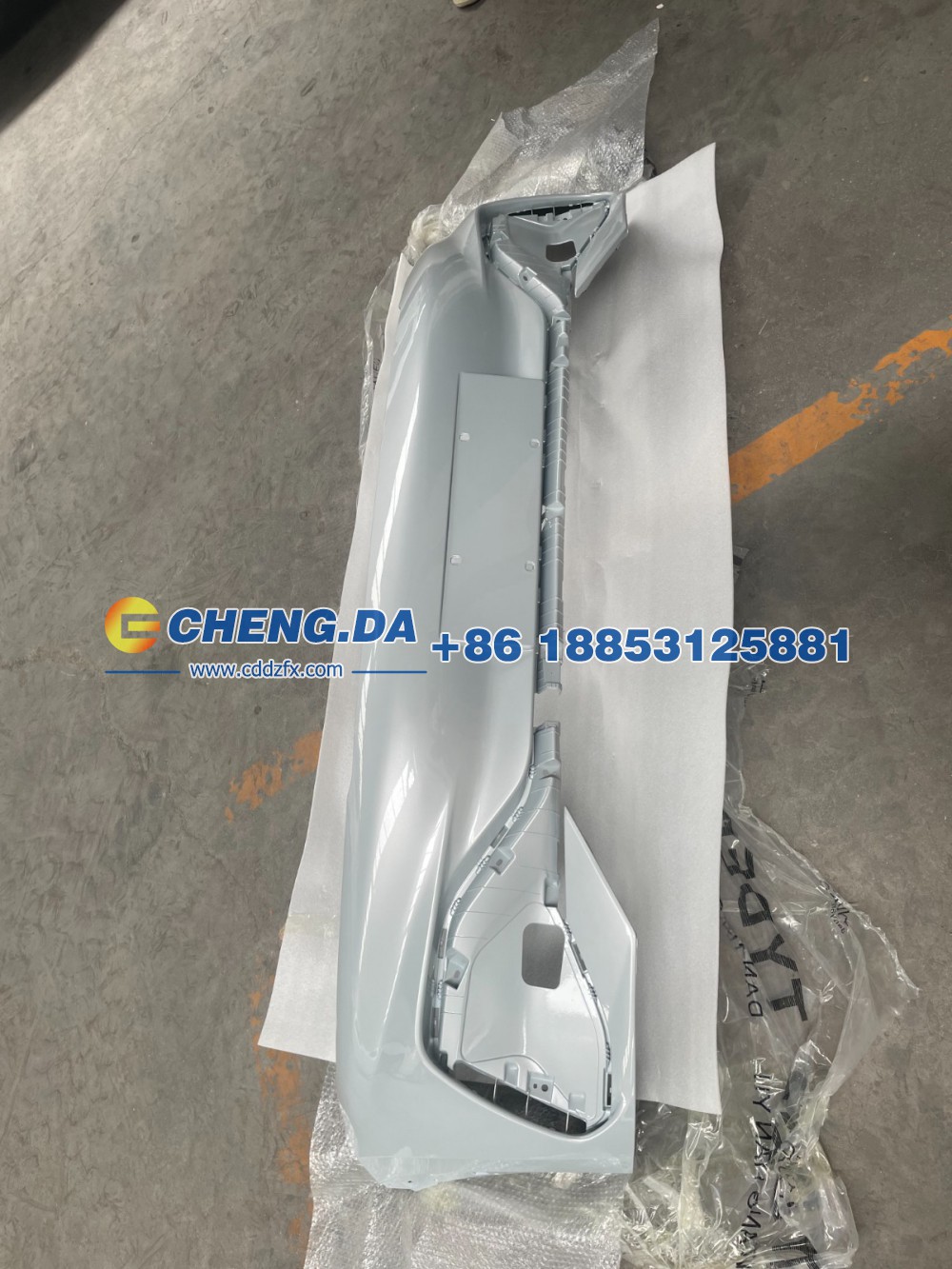LGXCE4DB9P2021321,前保险杠本体,山东鼎赞飞行汽车制造有限公司