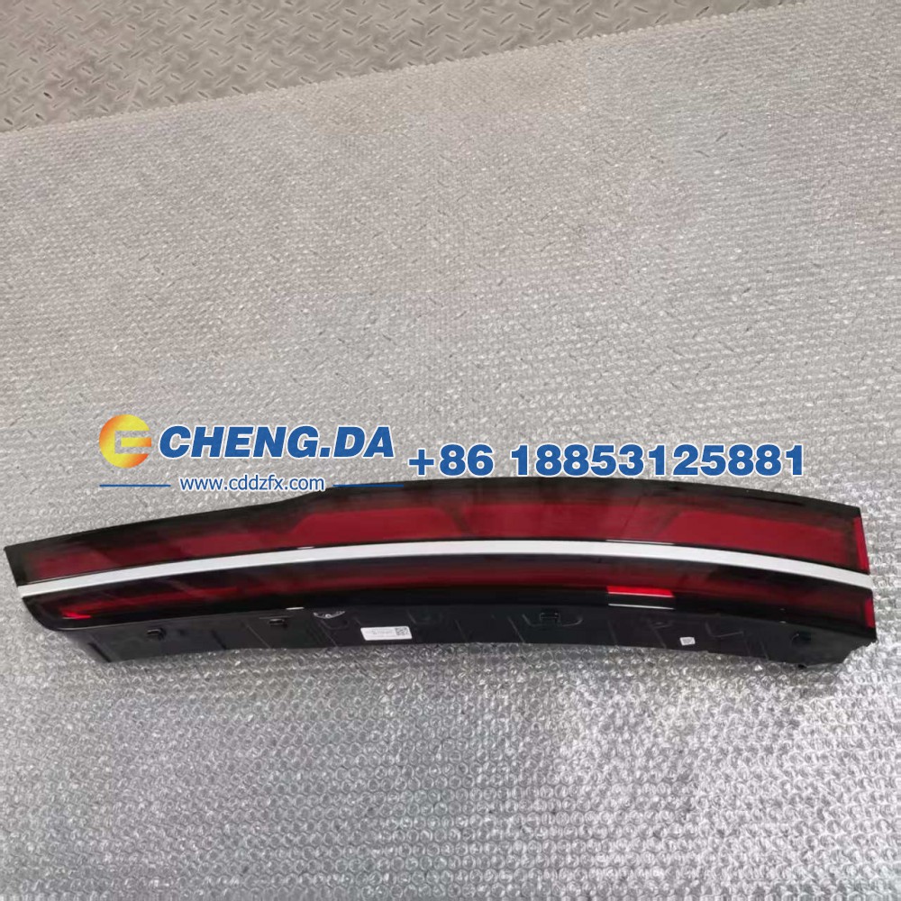 SZEA-4107100-00EAF,左尾灯-霜银,山东鼎赞飞行汽车制造有限公司