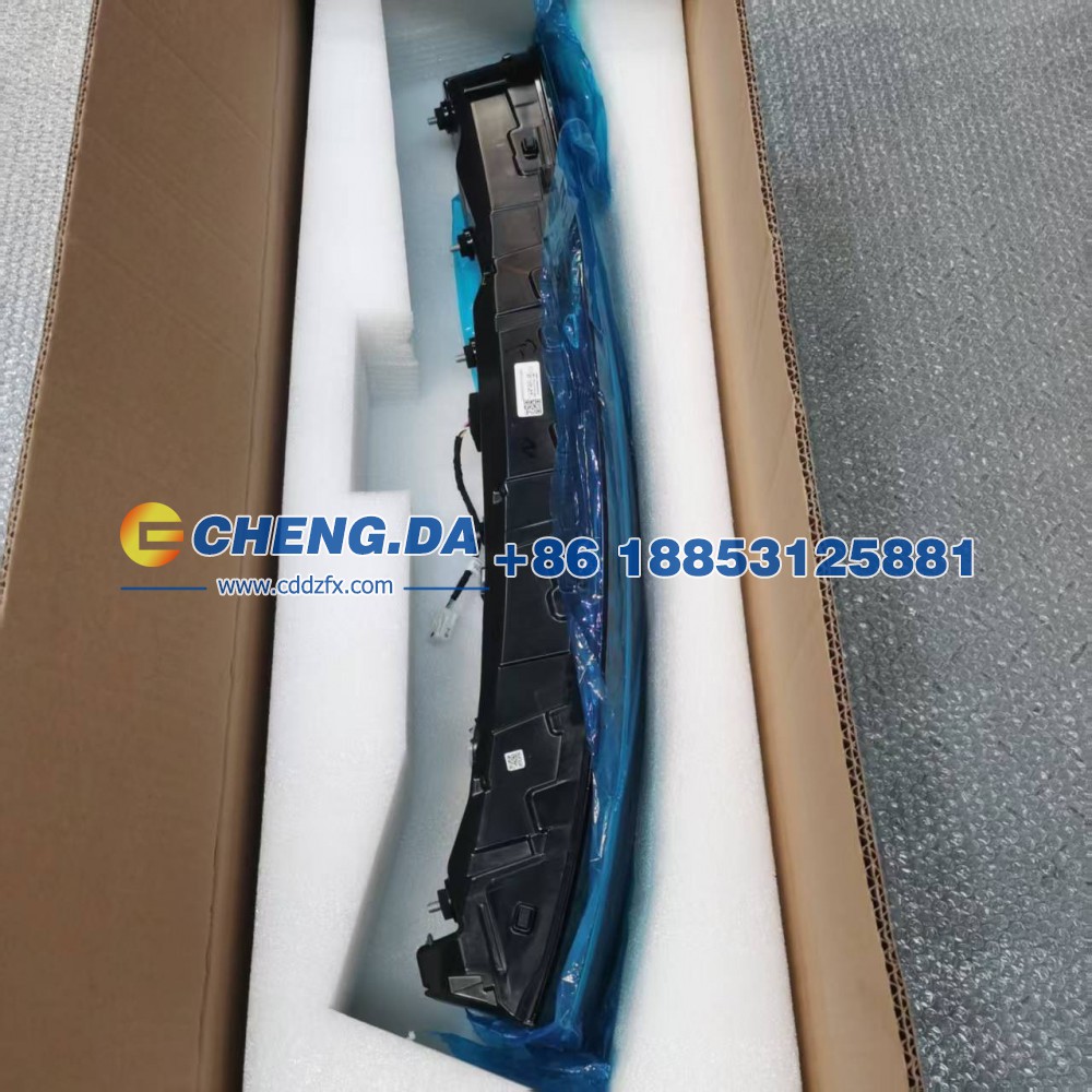 SZEA-4107100-00EAF,左尾灯-霜银,山东鼎赞飞行汽车制造有限公司
