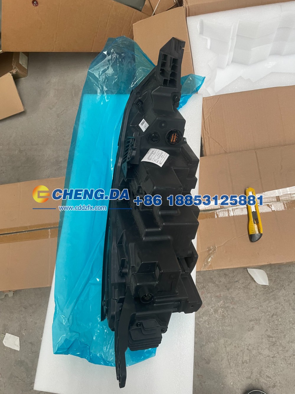 13182744-00,左组合前灯总成,山东鼎赞飞行汽车制造有限公司