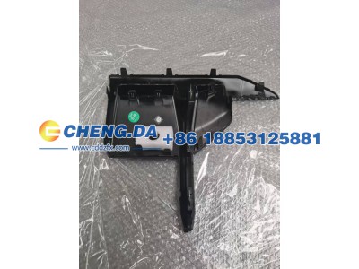 8890765515,前保险杠饰板左,山东鼎赞飞行汽车制造有限公司
