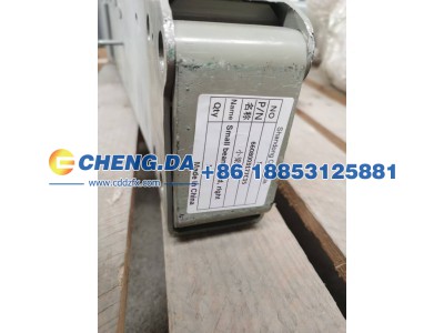 6608003177C15,小梁头右,山东鼎赞飞行汽车制造有限公司