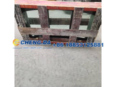 K1521015001A0,前风窗玻璃,山东鼎赞飞行汽车制造有限公司