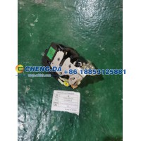 F08-6105010FL  车门锁块(L前)