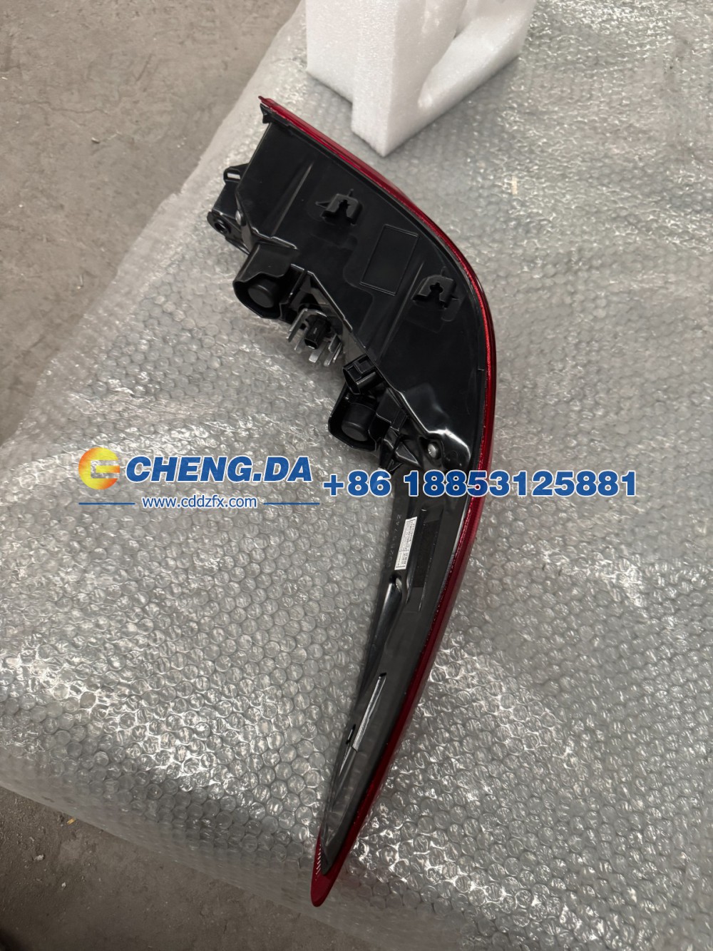 LVGBECK8RG006037,右后大灯总成 副厂,山东鼎赞飞行汽车制造有限公司